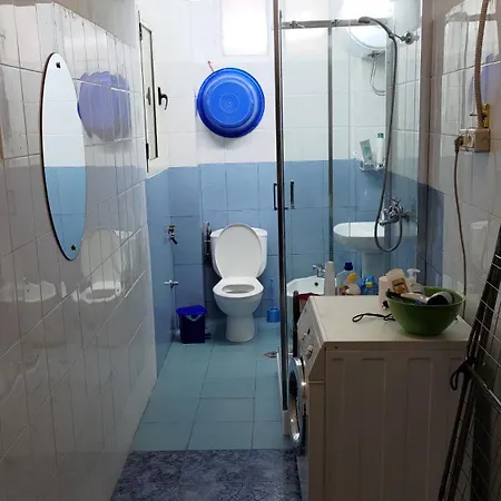 Semesterbostad 2 Bedroom House In Center Of Tirana